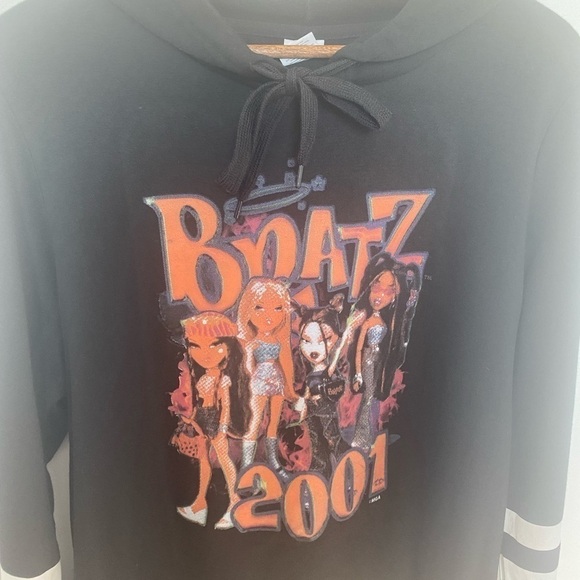 VINTAGE Vibes Y2K Bratz Doll 2001 Sweater Throwback Hoodie Black Festival Spring - Picture 7 of 10